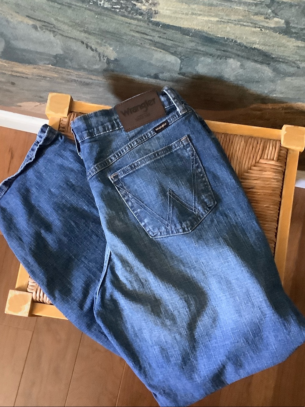 Wrangler women Relaxed Fit Denim Jeans - Mid Blue Wash